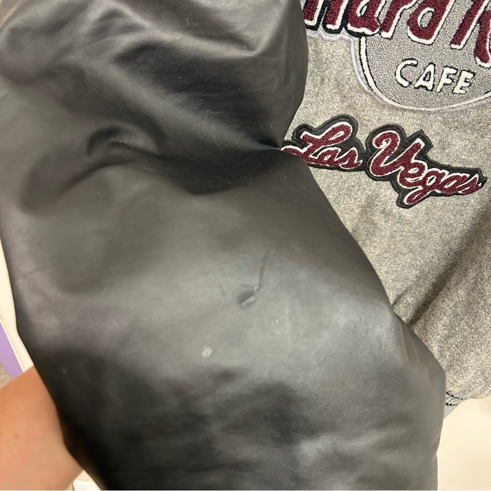 Hard Rock Cafe Vintage Las Vegas Gray Bomber Jacket - Picture 7 of 7